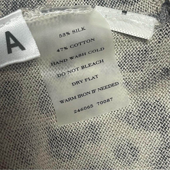 Ann Taylor. Sz XS. Silk Blend. Cheetah Print Cardigan. Excellent Condition π€©π€© - Picture 12 of 14